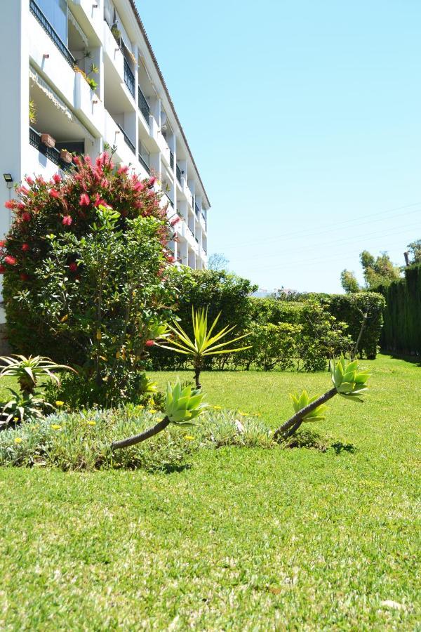 Apartment Luxury Garden - Walking Distance To The Sea