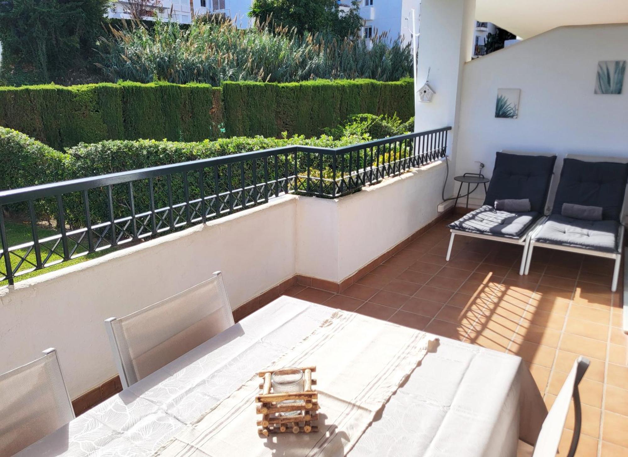 Luxury Garden - Walking Distance To The Sea Sitio de Calahonda