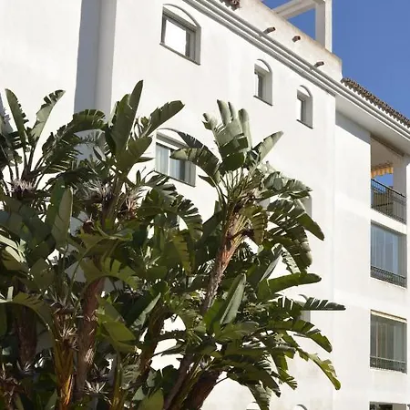 Luxury Garden Apartment - Walking Distance To The Sea Sitio de Calahonda Exterior foto