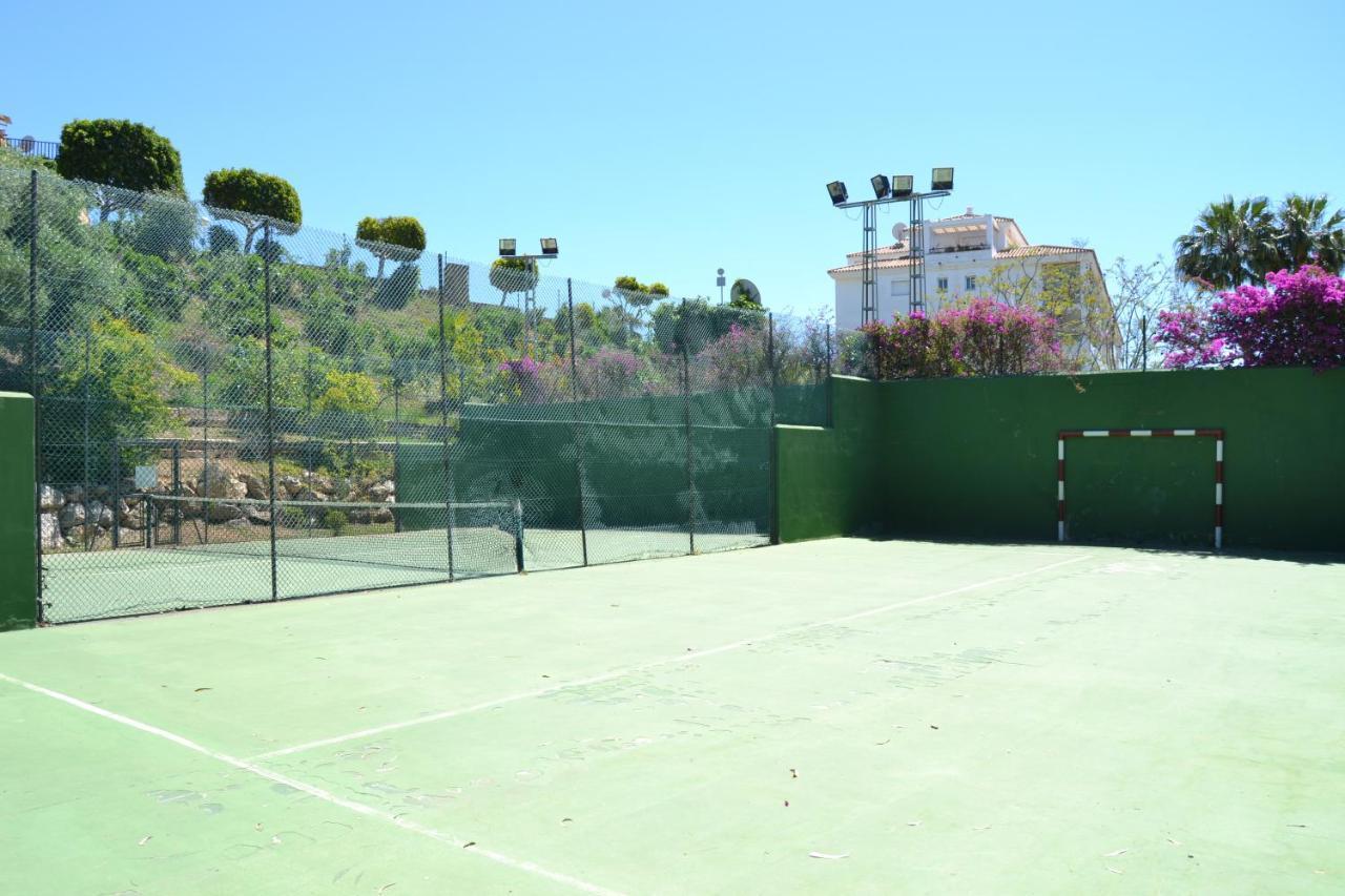 Apartment Luxury Garden - Walking Distance To The Sea
