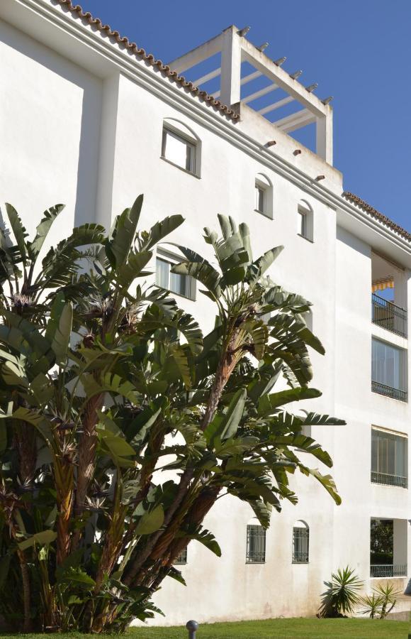 Luxury Garden - Walking Distance To The Sea Apartment Sitio de Calahonda