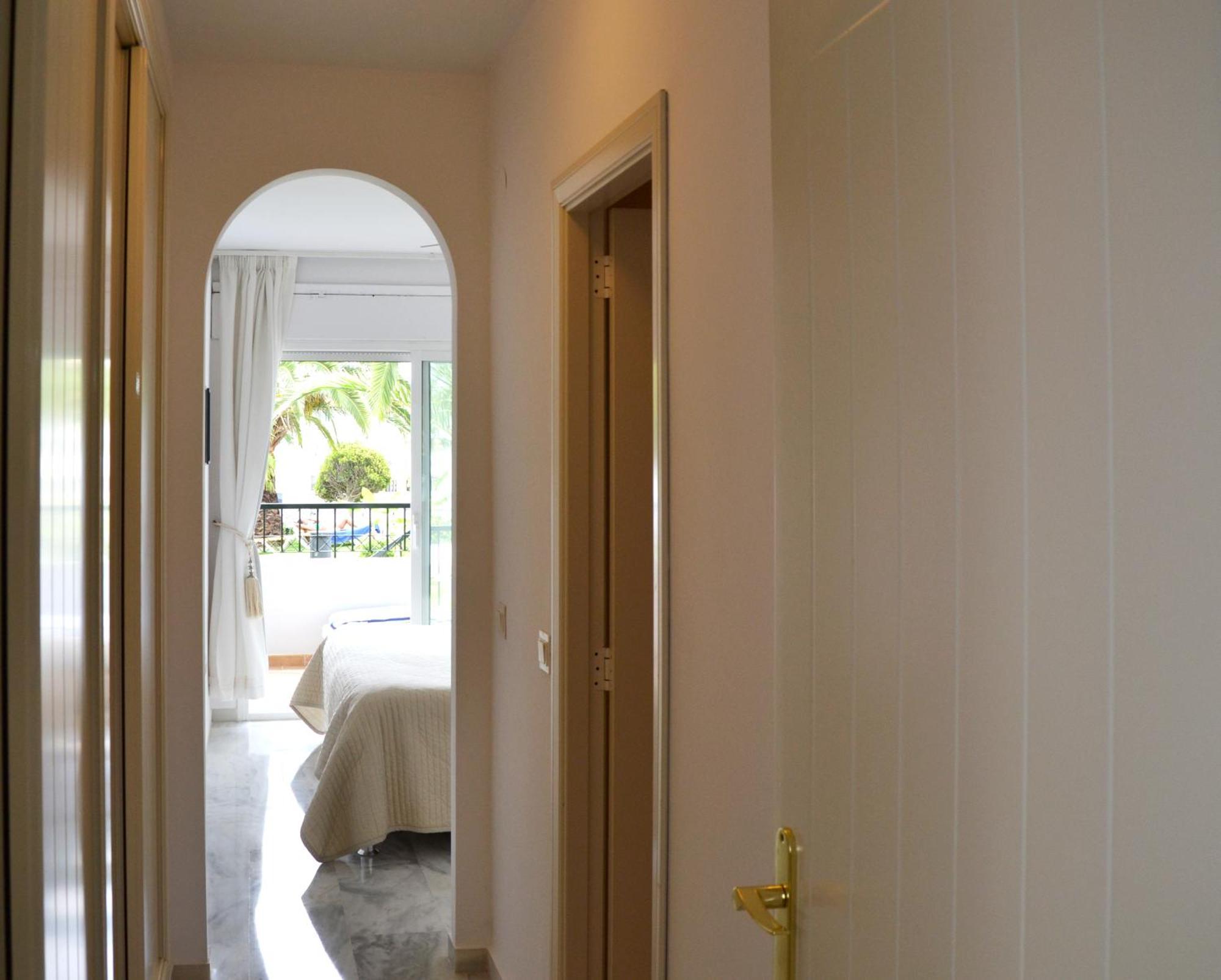 Luxury Garden - Walking Distance To The Sea Apartment