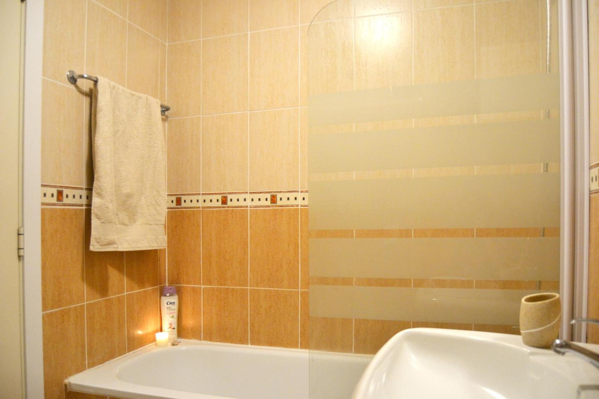 Luxury Garden - Walking Distance To The Sea Apartment